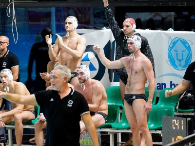 Il Ferencvaros passa a Mompiano 21-17 con una partenza sprint. L'AN Brescia esce a testa alta dalla vasca