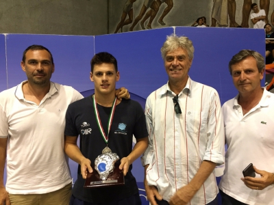 La premiazione di Nicola Tononi, capocannoniere della Final Four