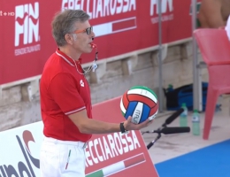 Attilio Paoletti ha arbitrato la sfida azzurra assieme ad alessandro Severo